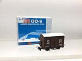 Peco GR-221C OO-9 Gauge SR Box Van 47037