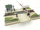 Marklin 7390 HO Gauge Manually Operated Level Crossing