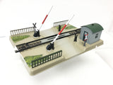 Marklin 7390 HO Gauge Manually Operated Level Crossing