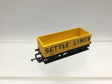 Hornby R1158 OO Gauge Freelance Open Wagon Settle Limes