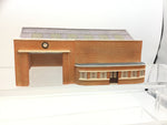 Graham Farish 42-074 N Gauge Bus Depot