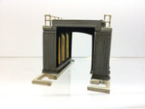 Graham Farish 42-002 N Gauge Coach Washing Plant