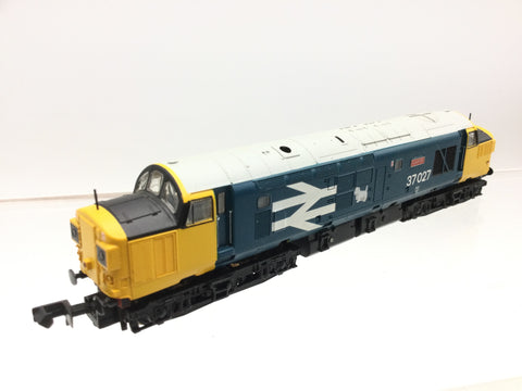 Graham Farish 371-466Z N Gauge Large Loco Class 37 37027 Loch Eil (DCC FITTED)