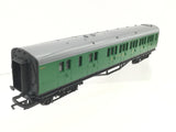 Hornby R4008 OO Gauge SR Maunsell Brake Coach 3572