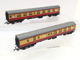 Hornby R928/R929 OO Gauge Blood/Custard Mk 1 Coaches