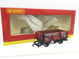 Hornby R6593 OO Gauge 4 Plank Wagon Forrest & Co