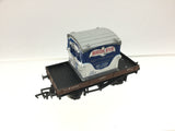 Mainline 937402 OO Gauge BR 1 Plank Wagon & Birds Eye Container