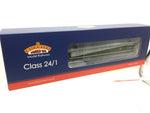 Bachmann 32-441 OO Gauge Class 24/1 D5149 BR Green (Small Yellow Panels)