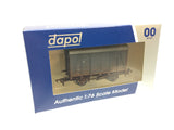 Dapol 4F-021-032 OO Gauge Box Van BR 753822 Weathered