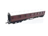 Hornby R1170 OO Gauge LMS Stanier Composite Coach 1574