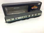 Bachmann 39-075A OO Gauge BR Blue/Grey Mk 1 BSK Coach M35040