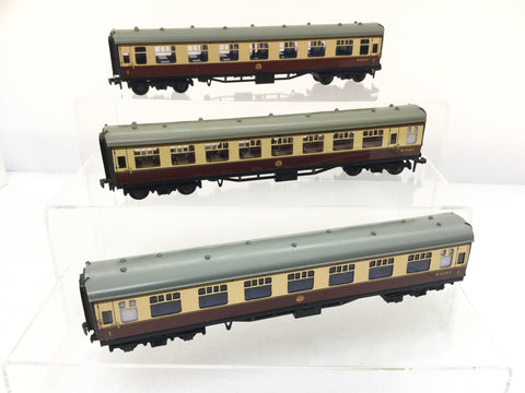 Hornby Dublo 4060/4061 OO Gauge BR Mk 1 Coaches W3085x2/W3984 (L5)