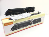 Hornby R2338 OO Gauge NE Black A4 4901 Sir Charles Newton