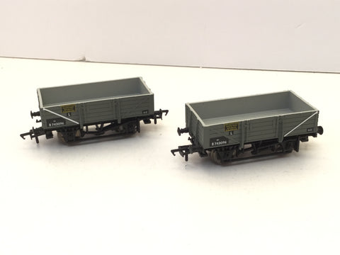 Bachmann 33-079 OO Gauge BR China Clay Wagon B743096 x2