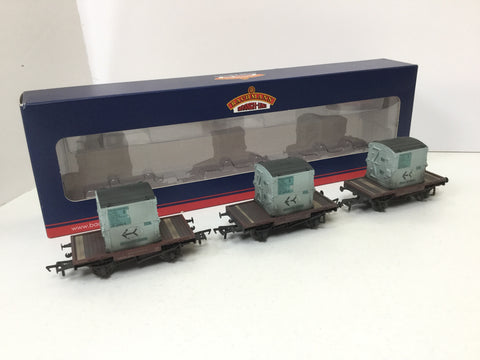 Bachmann 37-981 OO Gauge BR Conflat Wagons/AF Containers (3 Pack)
