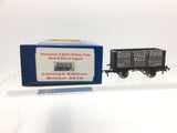 Dapol/Robbie's Rolling Stock OO Gauge 7 Plank Wagon Golden Valley Paper (Grey)