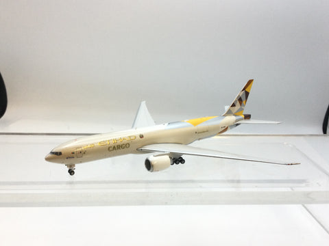 Phoenix Models 11455 1:400 Scale Boeing 777-FFX Etihad Cargo