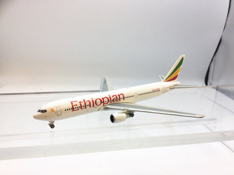 Gemini Jets GJETH598 1:400 Scale Boeing 767-300 Ethiopian Airlines