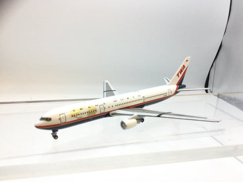 Gemini Jets GJTWA143 1:400 Scale Boeing 767-300 Trans World Airlines