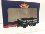 Bachmann 37-066 OO Gauge 5 Plank Wagon David Parsons & Sons
