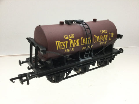 Hornby R6535 OO Gauge 6 Wheel Milk Tanker West Park Dairy Co