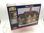 Bachmann 44-0098 OO Gauge Estate Cottages