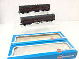 Airfix 54252 OO Gauge 57' Suburban Composite BR Maroon M19195M x2