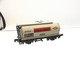 Peco NR-P74 N Gauge Tank Wagon Rugby Cement PR9435