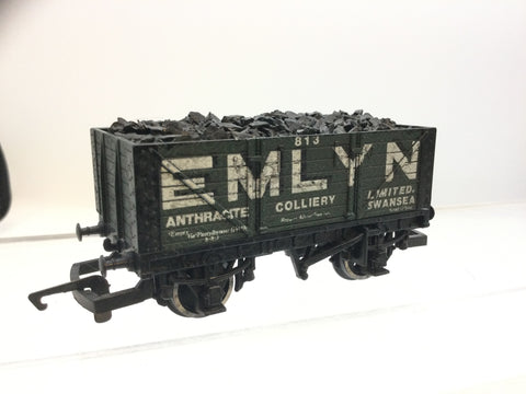 Hornby R118 OO Gauge 7 Plank Open Wagon Emlyn, Swansea Weathered