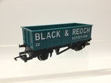 Hornby OO Gauge Blue Mineral Wagon 'Black & Reoch'