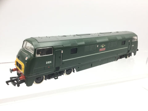 Mainline 37-064 OO Gauge BR Green Warship D824 Highflyer (NEEDS ATTN)