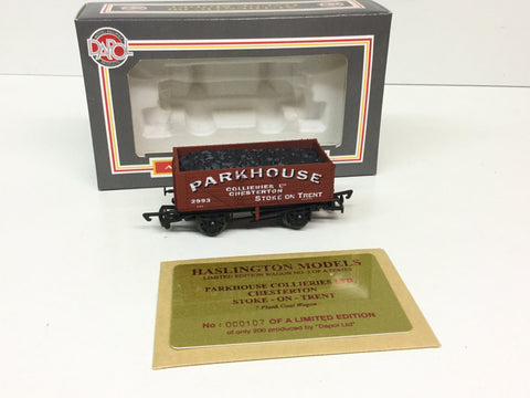 Dapol/Haslington OO Gauge 7 Plank Wagon Parkhouse Collieries Ltd Ed
