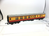 Hornby R929 OO Gauge BR Mk1 Brake Coach Red/Cream 34100