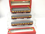 Hornby R626/R928/R929 OO Gauge Blood/Custard Mk 1 Coaches