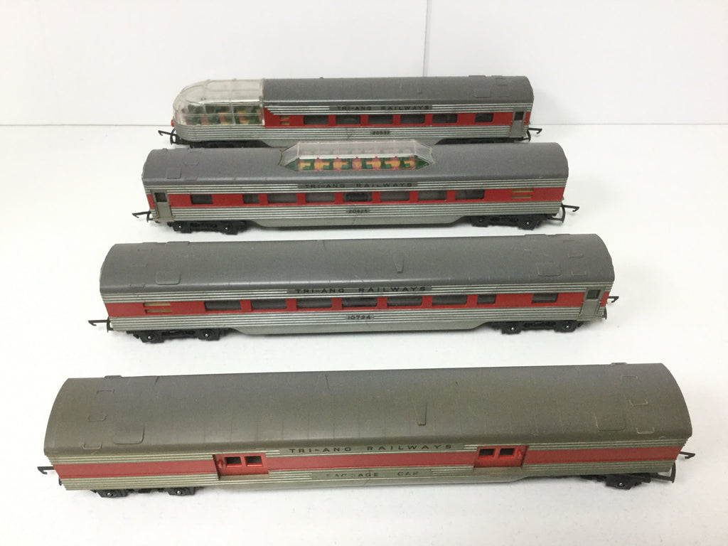 Triang R24/R25/R125/R130 OO Gauge Transcontinental Coaches Silver/Red