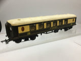 Triang R228 OO Gauge Pullman Coach Anne