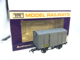 Dapol B839 OO Gauge LMS Grey Egg Van 511235
