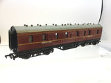 Bachmann 34-327 OO Gauge LMS 50' Parcels Van Maroon 31250