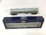 Bachmann 38-112 OO Gauge TEA 100t Bogie Tank Wagon BP