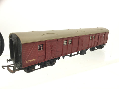 Triang R227 OO Gauge BR Bogie Utility Van Maroon S2357S
