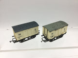Hornby R21 OO Gauge NE Refrigerated Van 7901 x2