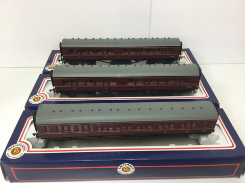 Bachmann 34-250 OO Gauge BR Period 1 Composite Coach Maroon M3565M x3
