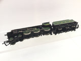 Bachmann 31-711 OO Gauge LNER Green B1 1189 Sir William Gray (Needs Attn)