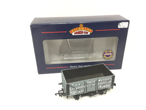 Bachmann 37-101A OO Gauge Wagon Great Railwaymans Tondu