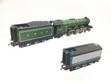 Hornby R098 OO Gauge LNER Green Flying Scotsman with Two Tenders