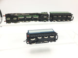 Hornby R098 OO Gauge LNER Green Flying Scotsman with Two Tenders