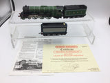 Hornby R098 OO Gauge LNER Green Flying Scotsman with Two Tenders