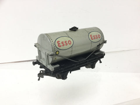 Hornby Dublo 36676 OO Gauge Tank Wagon Esso