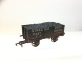 Dapol 4F-052-028 OO Gauge 5 Plank Wagon Streeter Bros, East Croydon Weathered