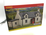 Hornby R7295 OO Gauge Scottish Croft